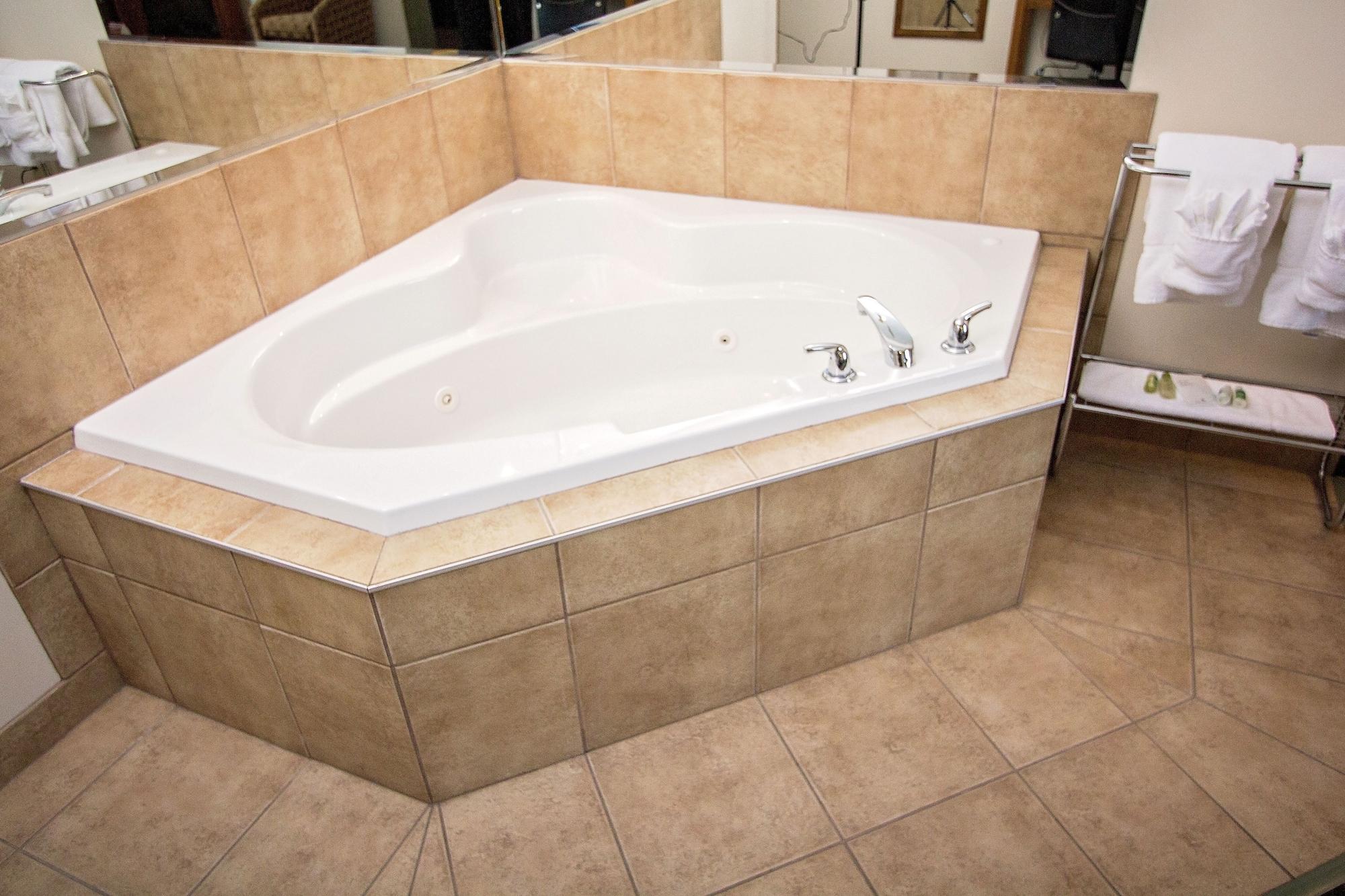 Service Plus Inns & Suites Drayton Valley Ngoại thất bức ảnh