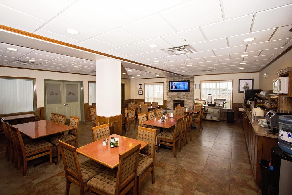 Service Plus Inns & Suites Drayton Valley Ngoại thất bức ảnh