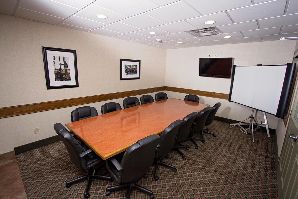 Service Plus Inns & Suites Drayton Valley Ngoại thất bức ảnh